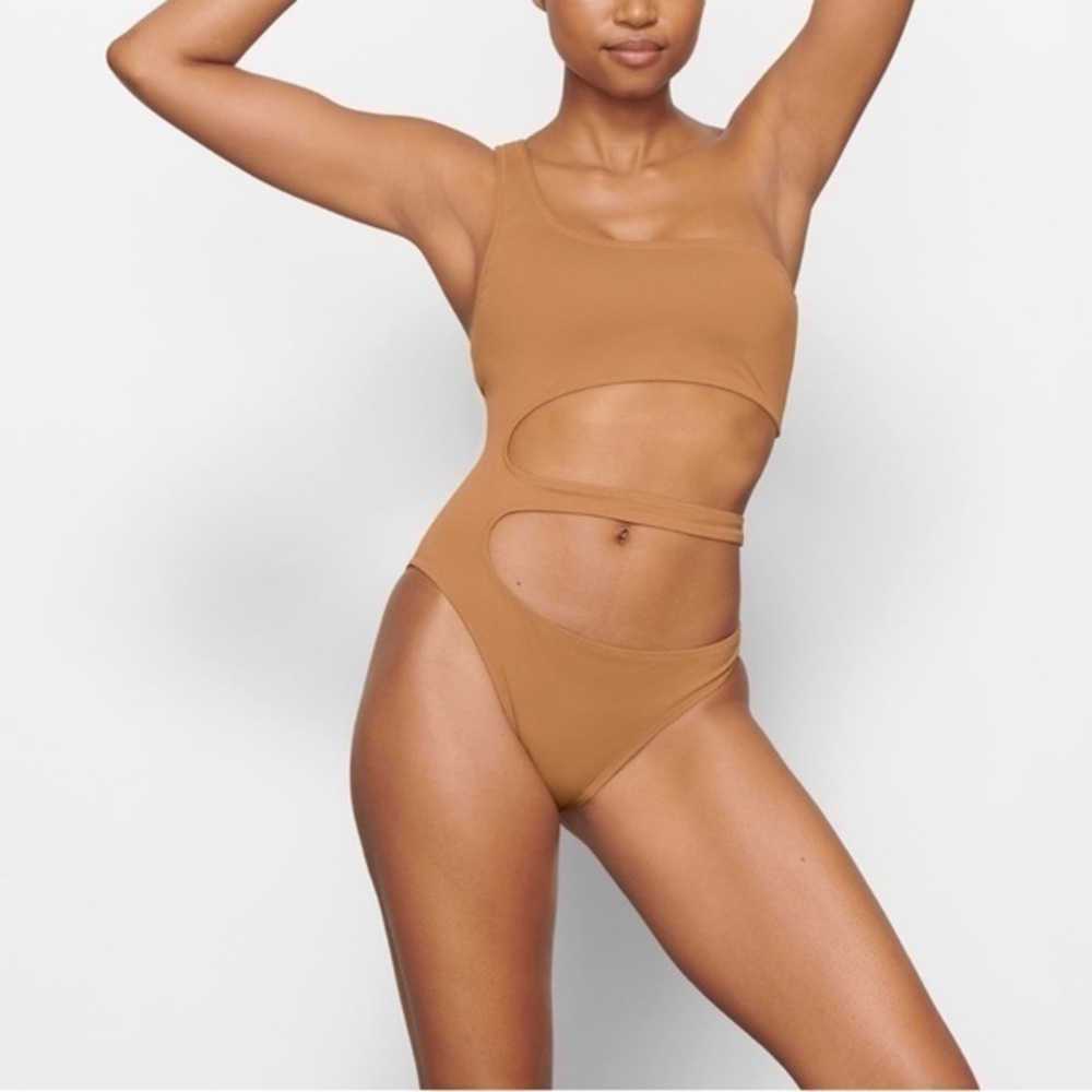 SKIMS Cutout One-Piece Swimsuit in Camel